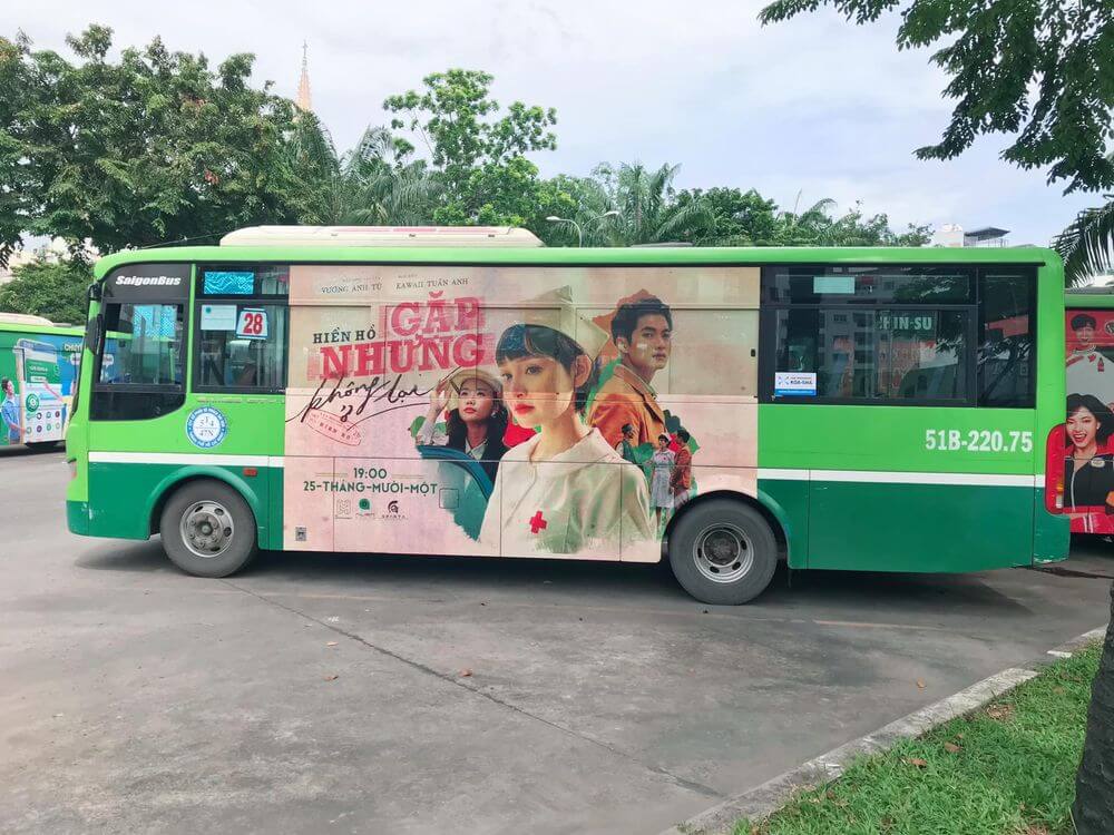 FC Hiền Hồ triển khai dự án khủng quảng bá MV "Gặp nhưng không ở lại"