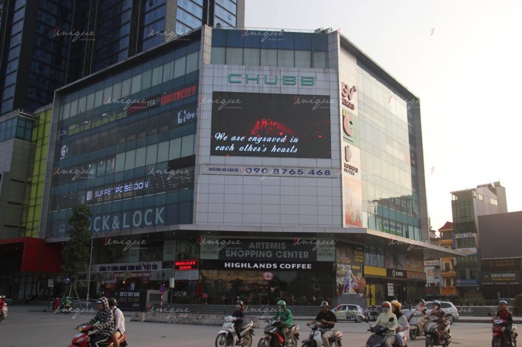 seventeen quảng cáo màn hình led artemis