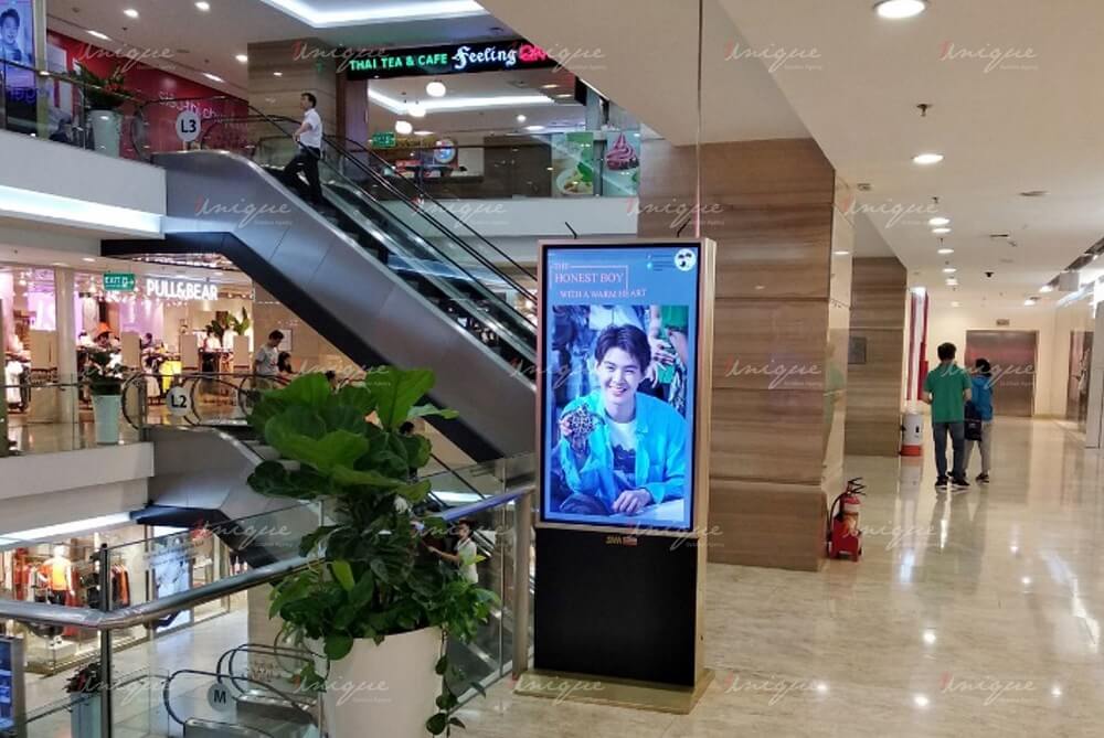 Project quảng cáo LCD chúc mừng sinh nhật idol Thái Lan Saint Suppapong