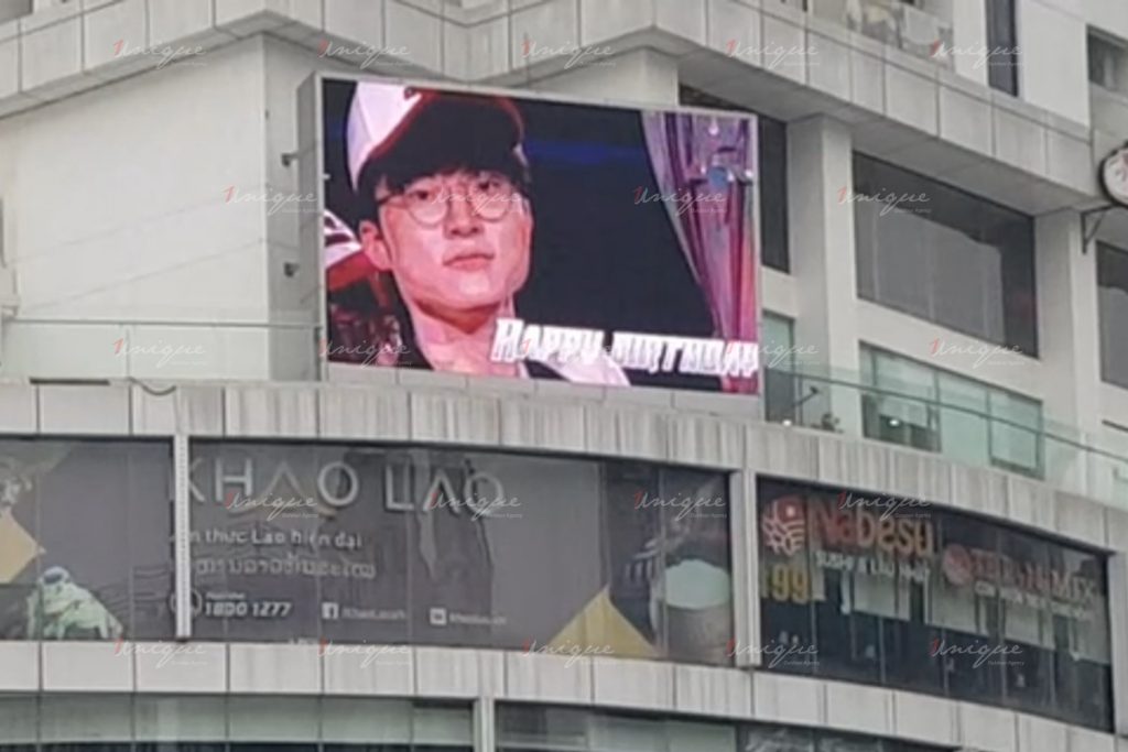 quảng cáo màn hình led chào đón faker đến việt nam