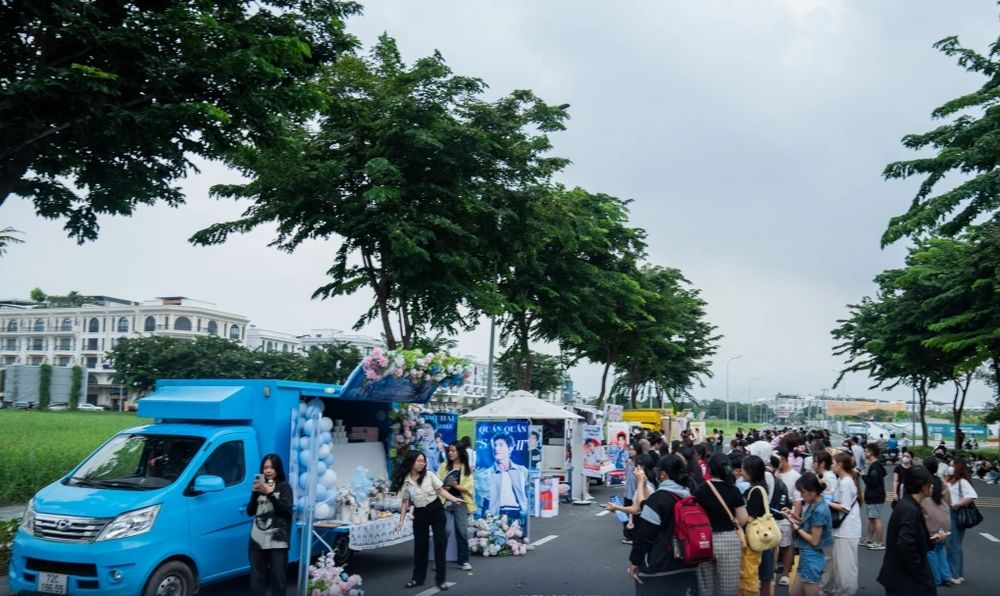 FanClub Media Dịch vụ Food Truck & Booth Check in cho thần tượng