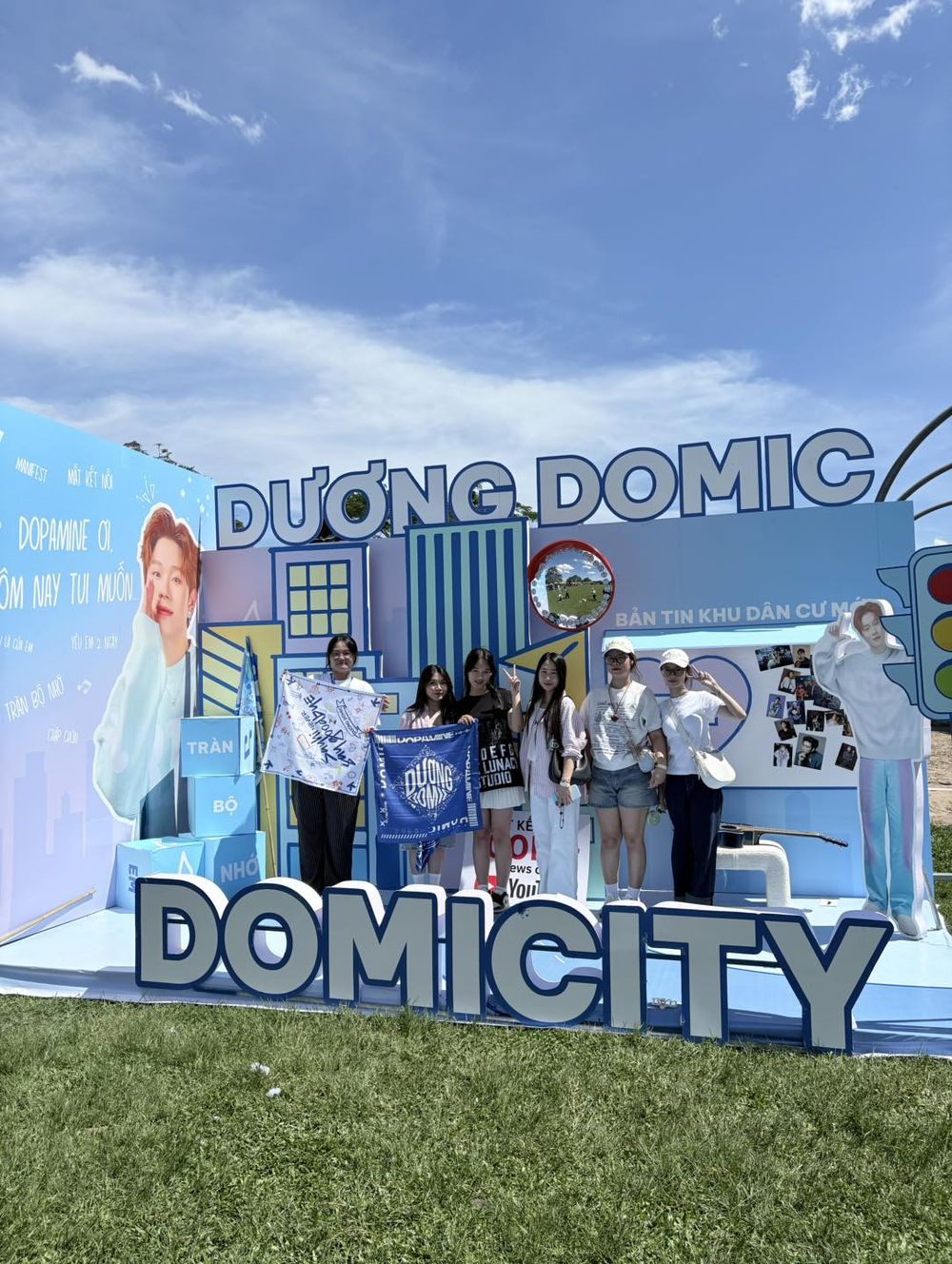 FanClub Media Dịch vụ Food Truck & Booth Check in cho thần tượng